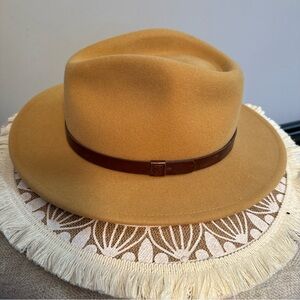 BRIXTON Women's Fedora HAT 100% WOOL Tan with Brown Band Size SMALL